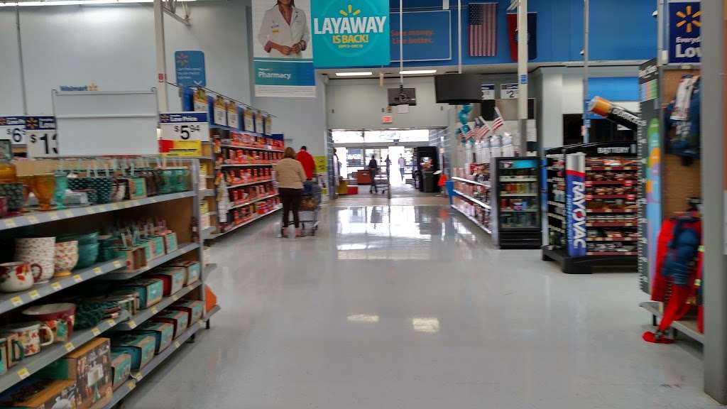 Walmart Supercenter | 908 Walton Way, Richmond, MO 64085, USA | Phone: (816) 776-5834