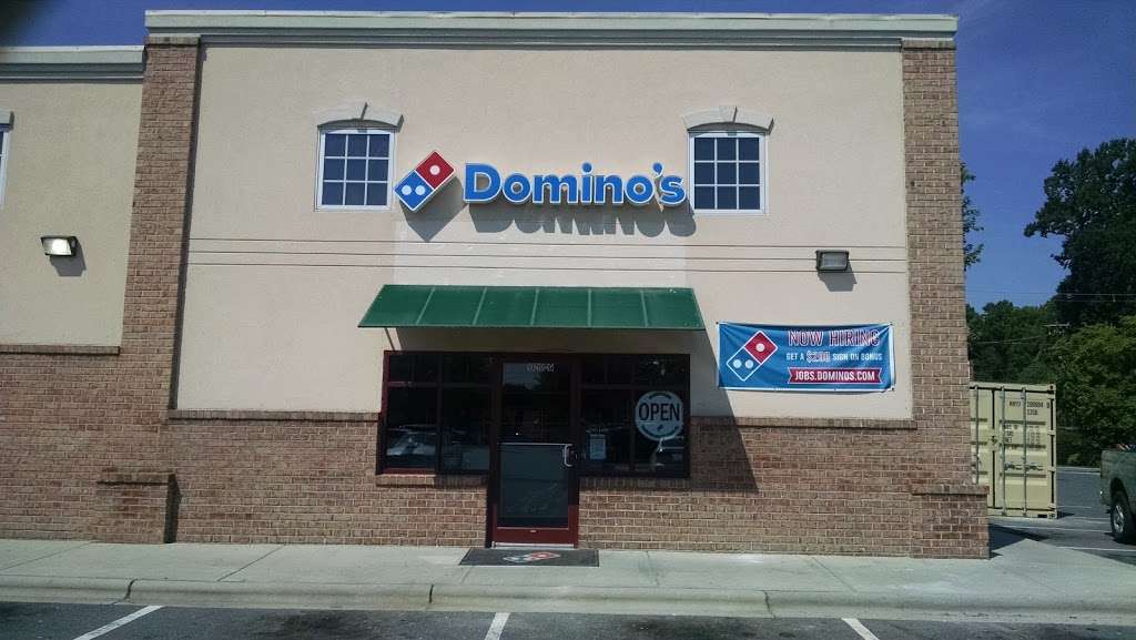 Dominos Pizza | 10210 Couloak Dr Ste G, Charlotte, NC 28216, USA | Phone: (704) 393-8887