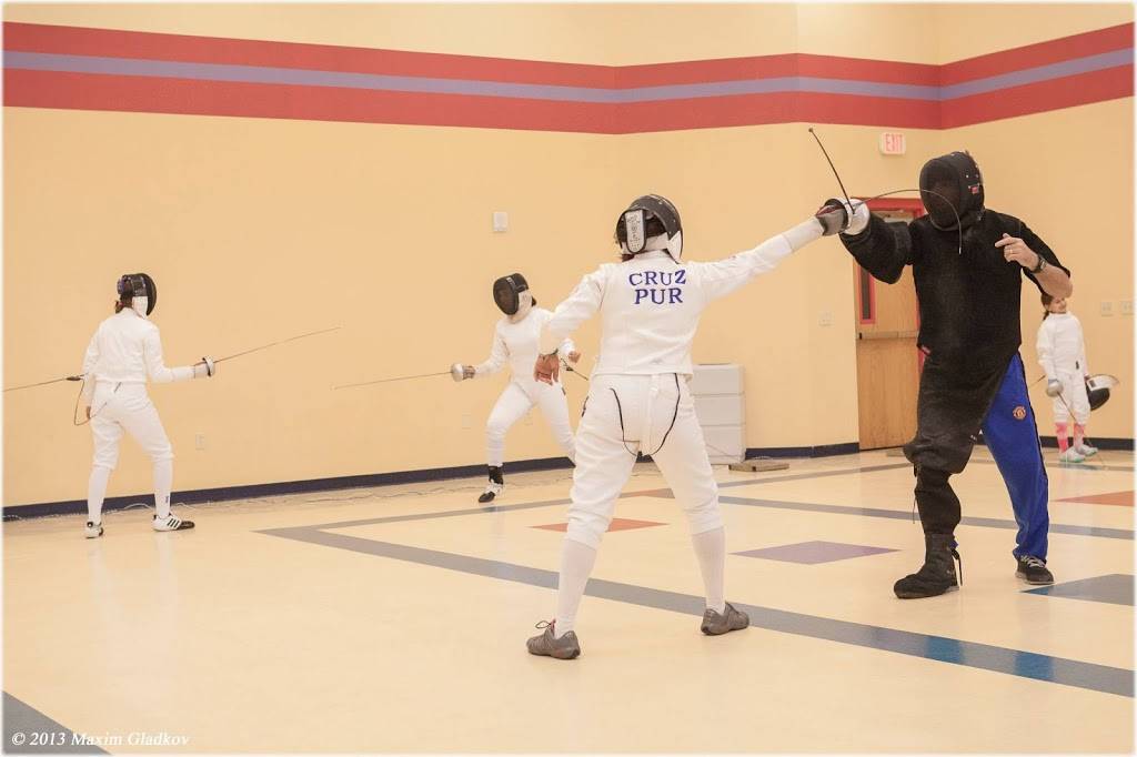 Central Florida Fencing Academy | 1400 Gaston Foster Rd, Orlando, FL 32812, USA | Phone: (407) 221-7991