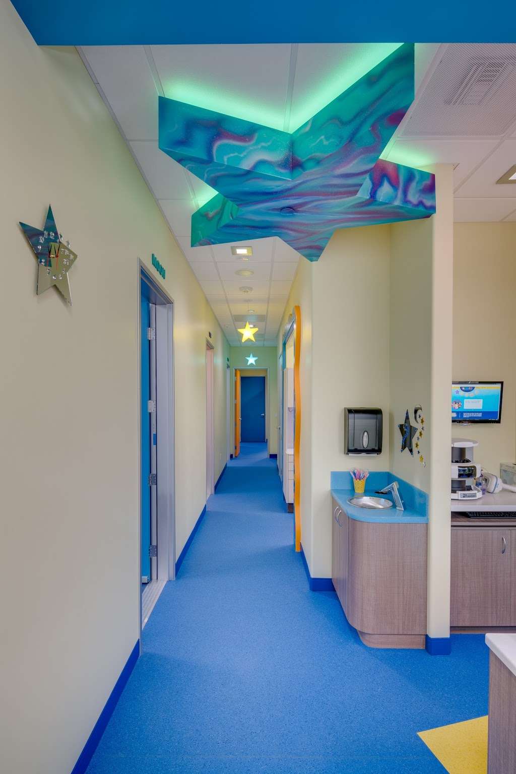 Little Star Pediatric Dentistry | 5550 Carmel Mountain Rd Suite 200, San Diego, CA 92130 | Phone: (619) 630-4000