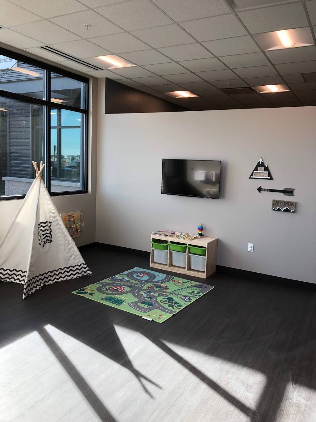 Family Advantage Chiropractic - Timnath | 4650 Signal Tree Dr BLD B Unit 300, Timnath, CO 80547, USA | Phone: (970) 818-9455