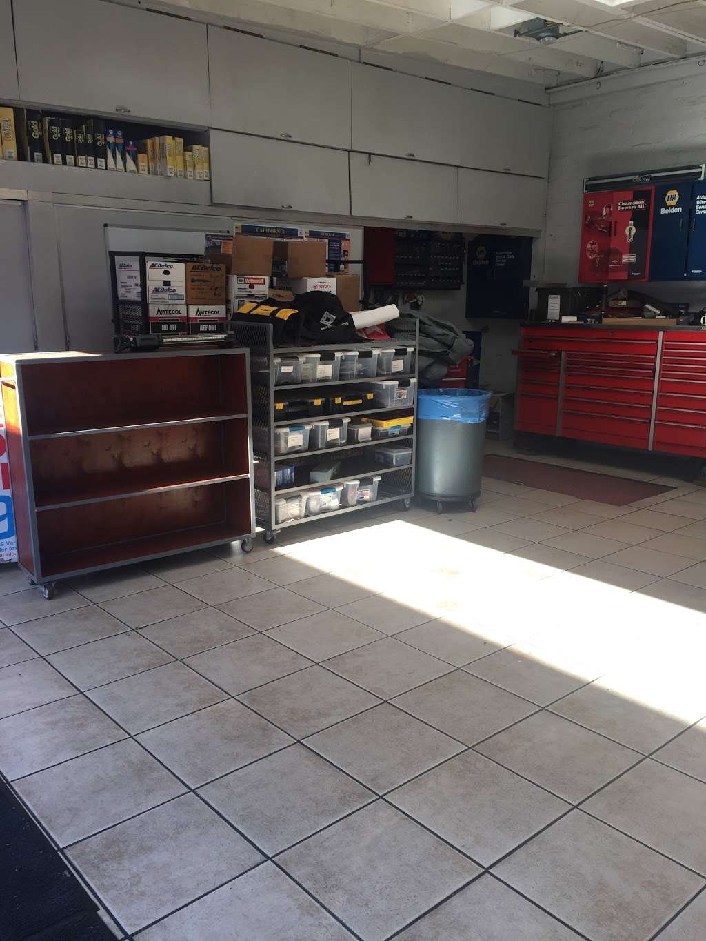 Leos Auto Repair | 1860 Pacific Coast Hwy, Lomita, CA 90717 | Phone: (310) 325-7776