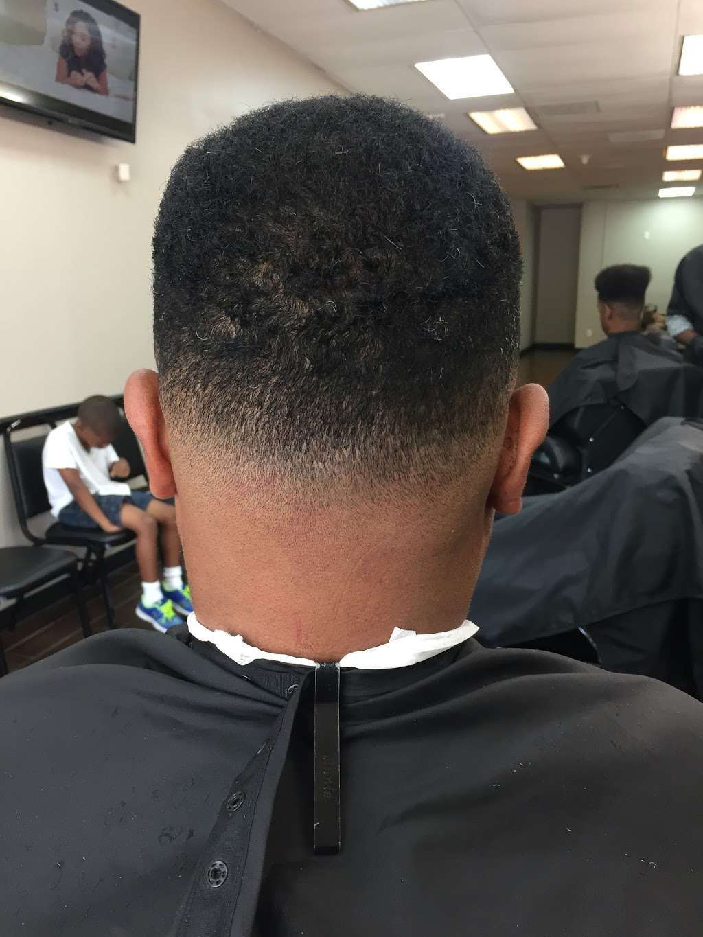 VIP CUTS | 6850 Race Track Rd, Bowie, MD 20715 | Phone: (301) 383-1704