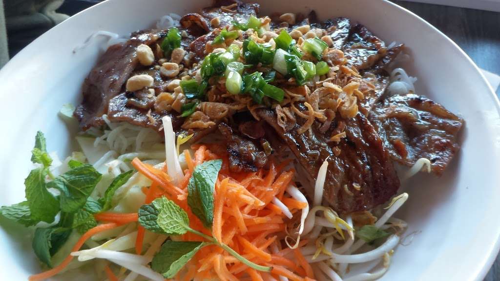 Love Pho Cafe | 2140 Newbury Rd, Newbury Park, CA 91320 | Phone: (805) 262-1881