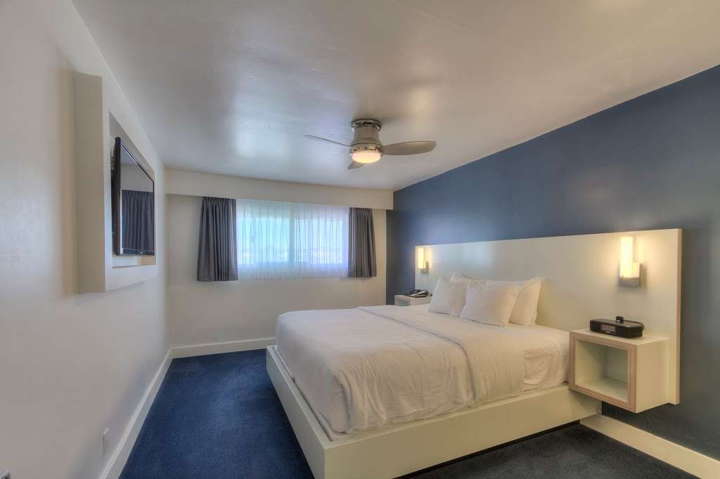 Oceanside Marina Suites‎ | 2008 N Harbor Dr, Oceanside, CA 92054 | Phone: (760) 722-1561