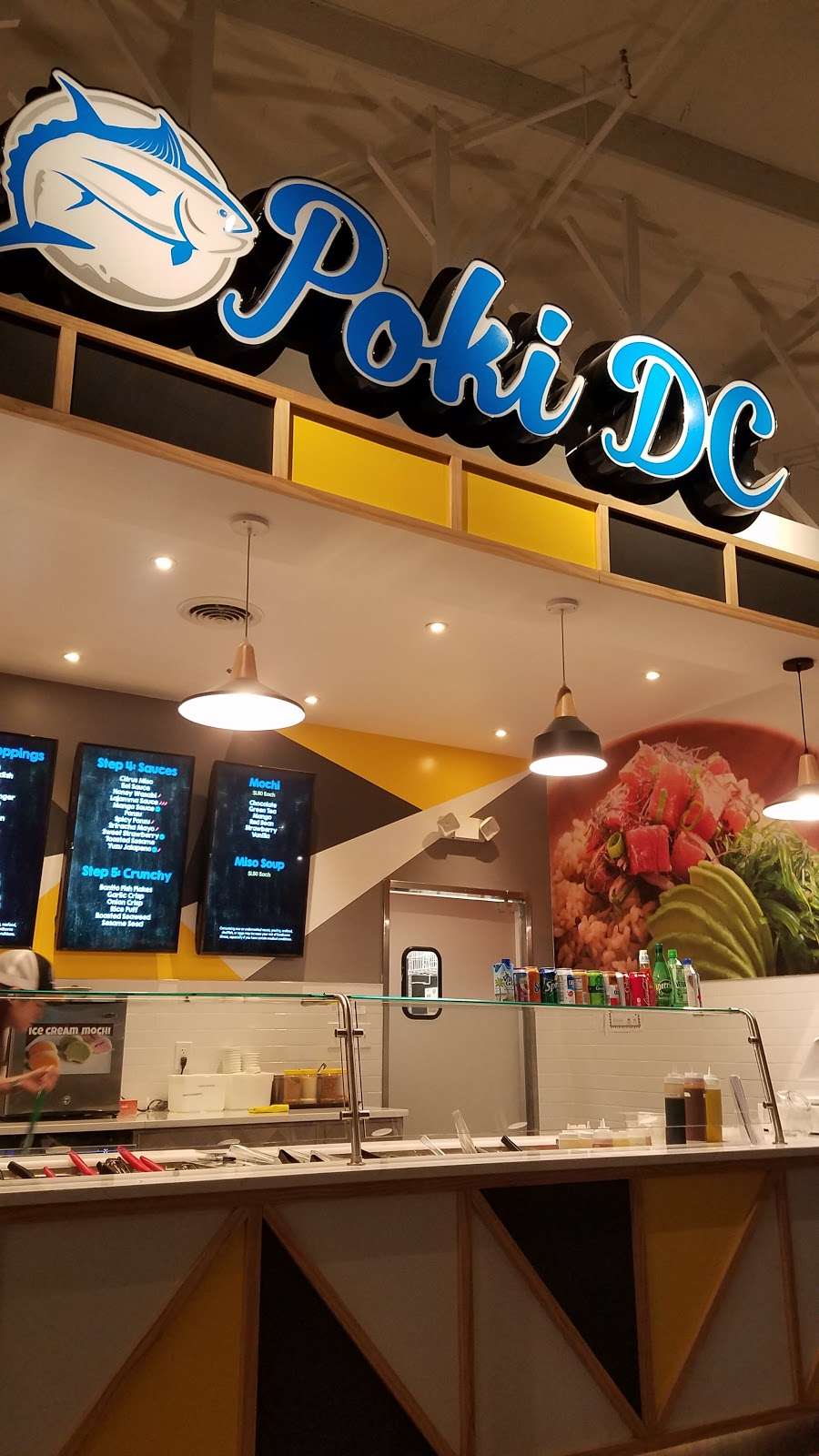 Poki DC | The Spot, 255 N Washington Blvd, Rockville, MD 20850, USA