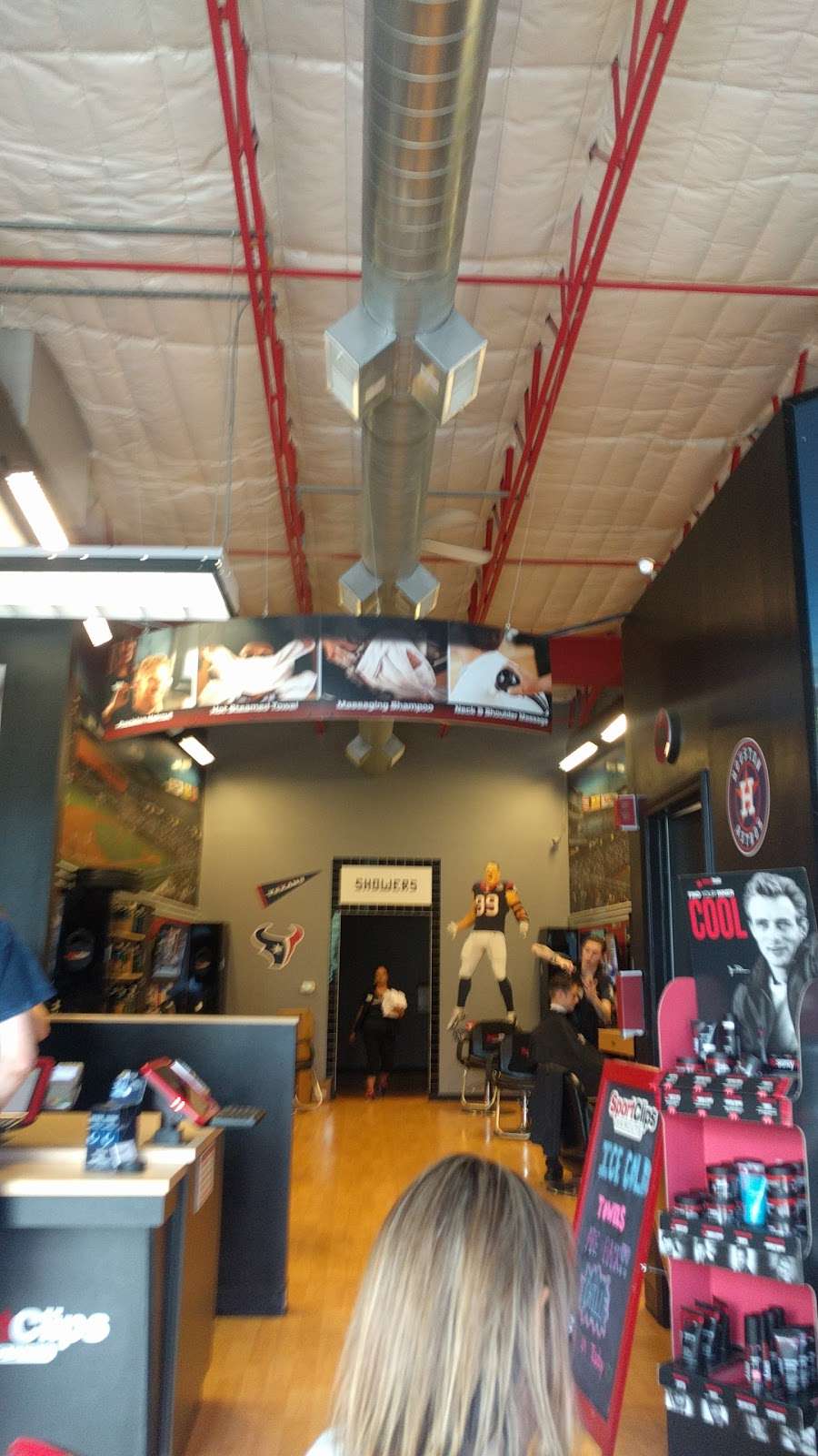 Sport Clips Haircuts of The Woodlands-College Park Center | 3026 College Park Dr Ste. D, The Woodlands, TX 77384, USA | Phone: (936) 273-1754