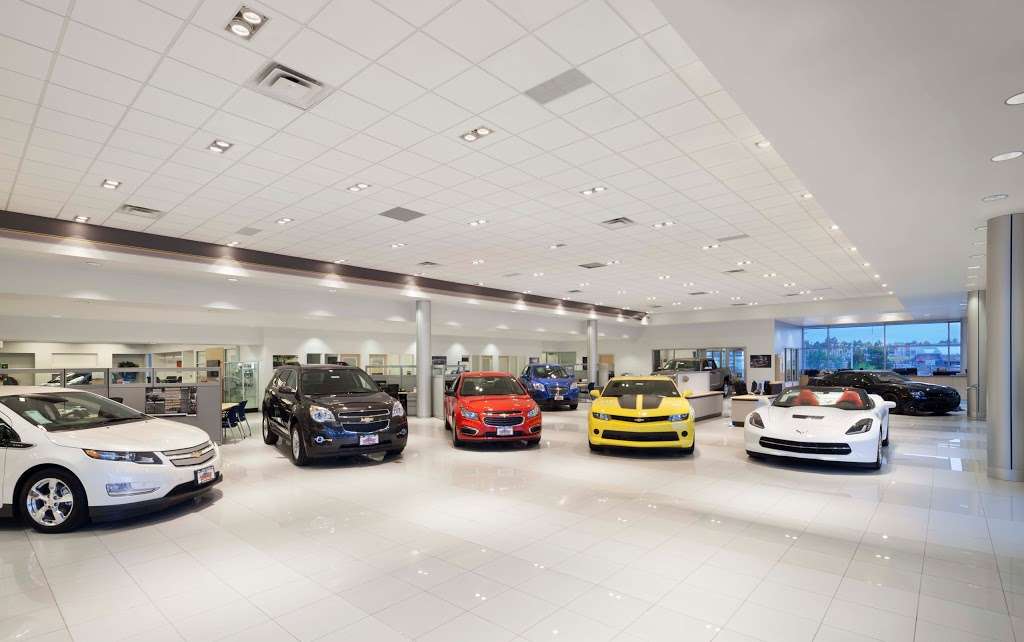 JOHN ELWAY CHEVROLET | 5200 S Broadway, Englewood, CO 80113 | Phone: (720) 259-0391