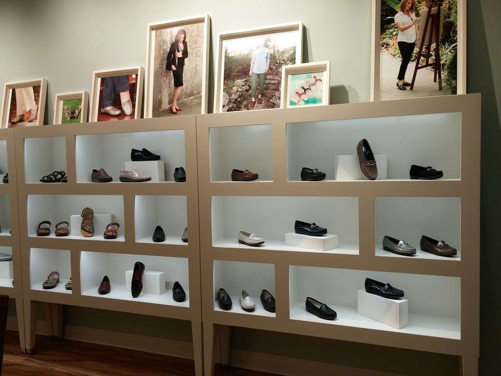 SAS Shoes | 121 Market St, Suite 6-B, Collegeville, PA 19426, USA | Phone: (484) 902-8699