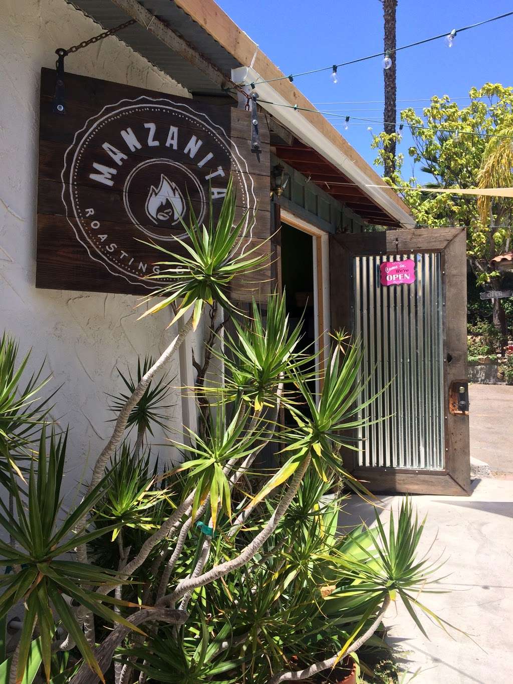 Manzanita Roasting Company and Coffee House | 13330 Paseo Del Verano Norte s2, San Diego, CA 92128, USA | Phone: (858) 376-7335