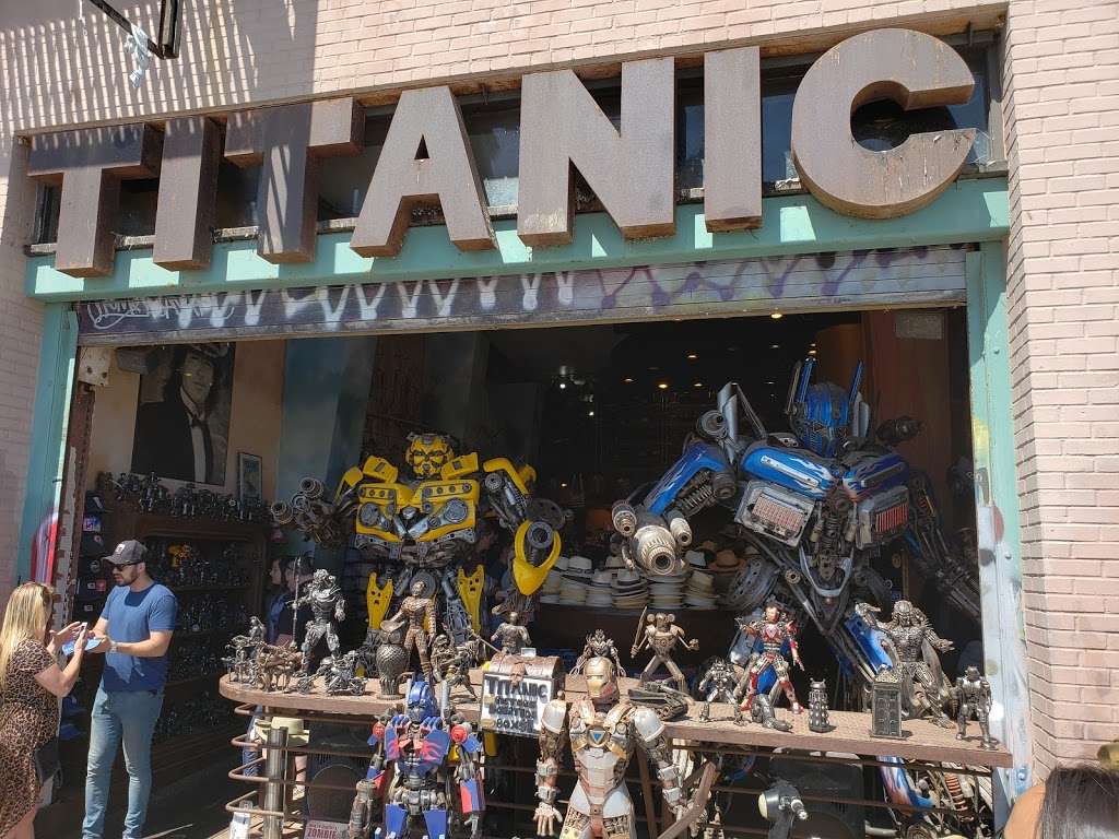 Titanic Boutique | 405 Ocean Front Walk, Venice, CA 90291 | Phone: (310) 392-9254