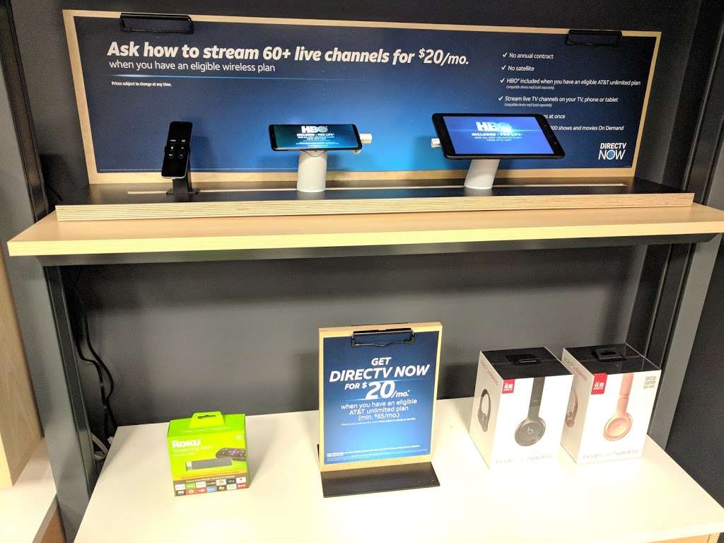 AT&T Store | 1955 E Daily Dr Ste 103, Camarillo, CA 93010, USA | Phone: (805) 445-6562