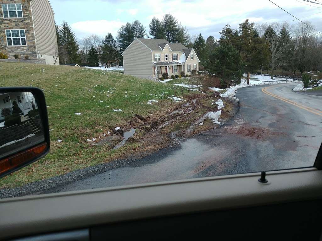 Harleysville Car Wash Inc | 355 Clemens Rd, Harleysville, PA 19438, USA | Phone: (215) 256-9224