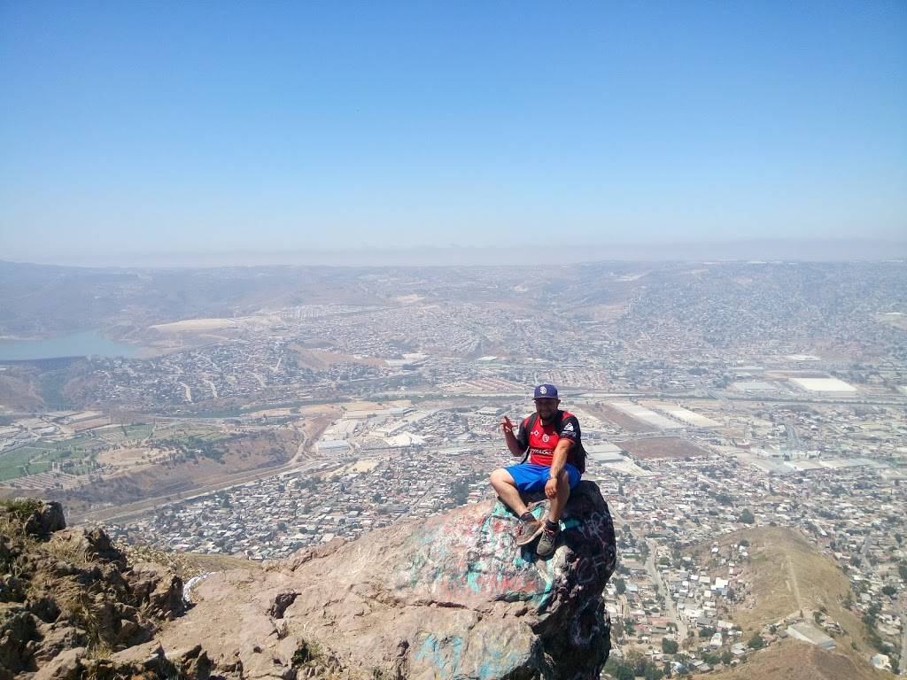 Cerro Colorado | Canon, Bugambilias, 22127 Tijuana, B.C., Mexico