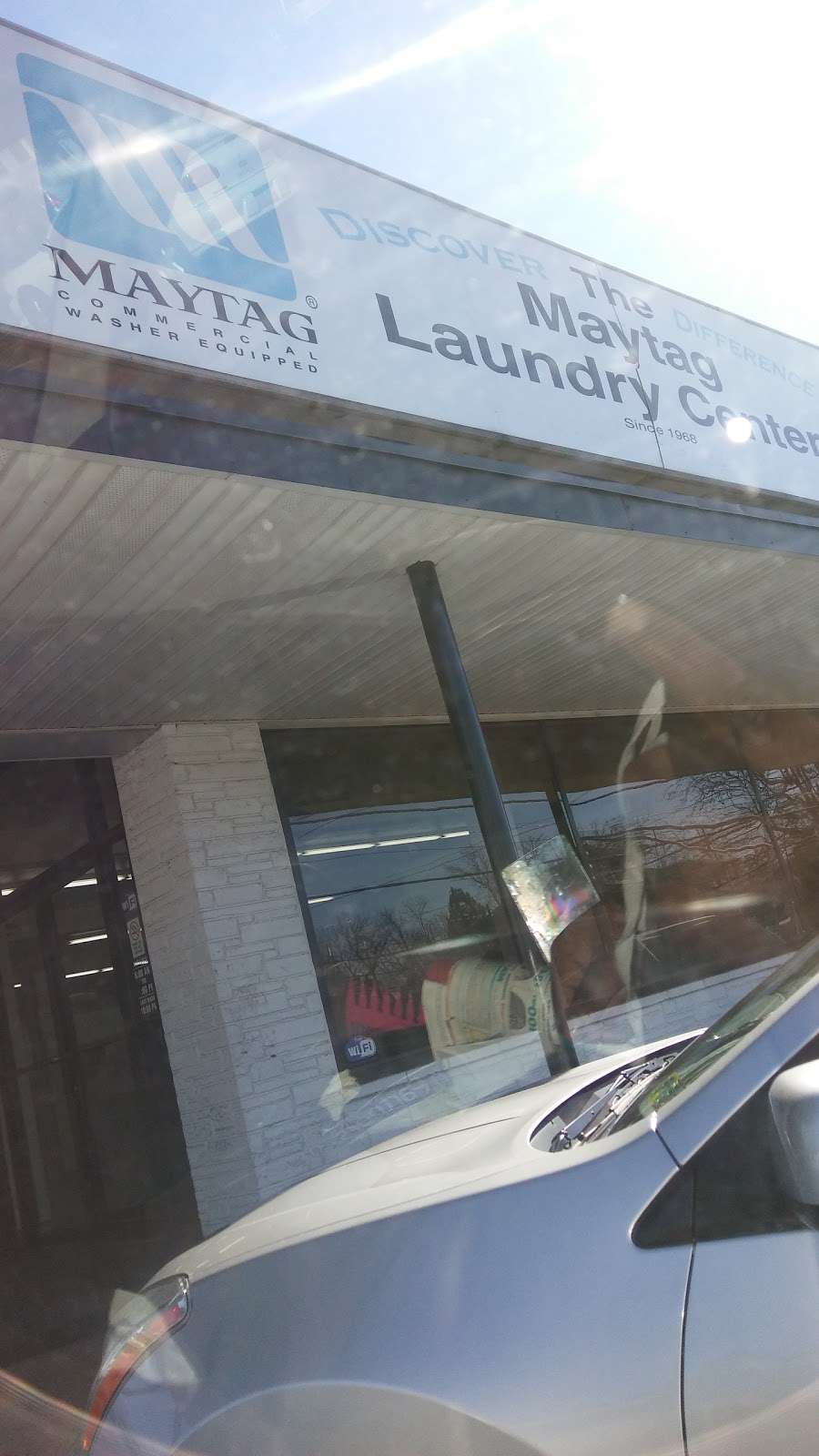 Maytag Laundry Center | 904 N Charlotte St, Pottstown, PA 19464, USA | Phone: (484) 274-1318