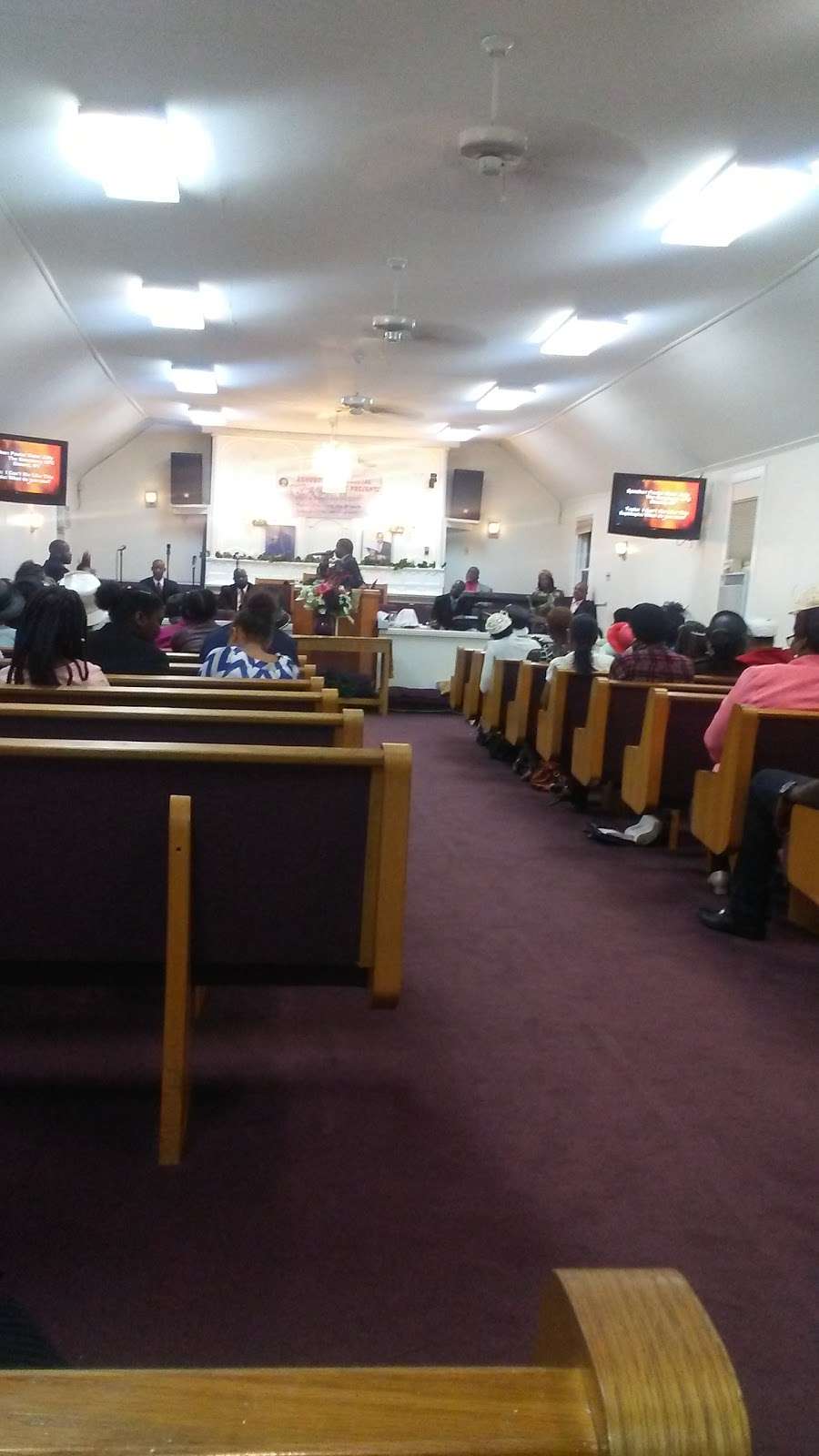 Rehobeth Pentecostal Church | 1254 E State St, Trenton, NJ 08609, USA | Phone: (609) 278-9300