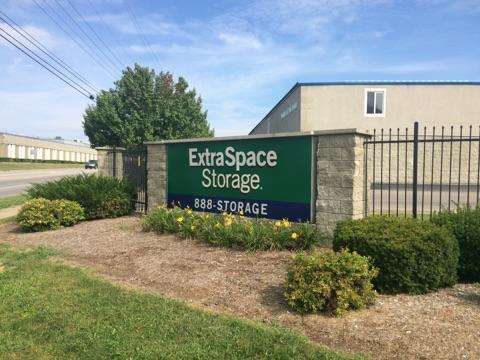 Extra Space Storage | 3950 Jonathan Dr, Bloomington, IN 47404, USA | Phone: (812) 339-5252