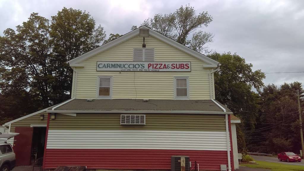 Carmnuccios Pizza | 76 S Main St, Newtown, CT 06470, USA | Phone: (203) 364-1133