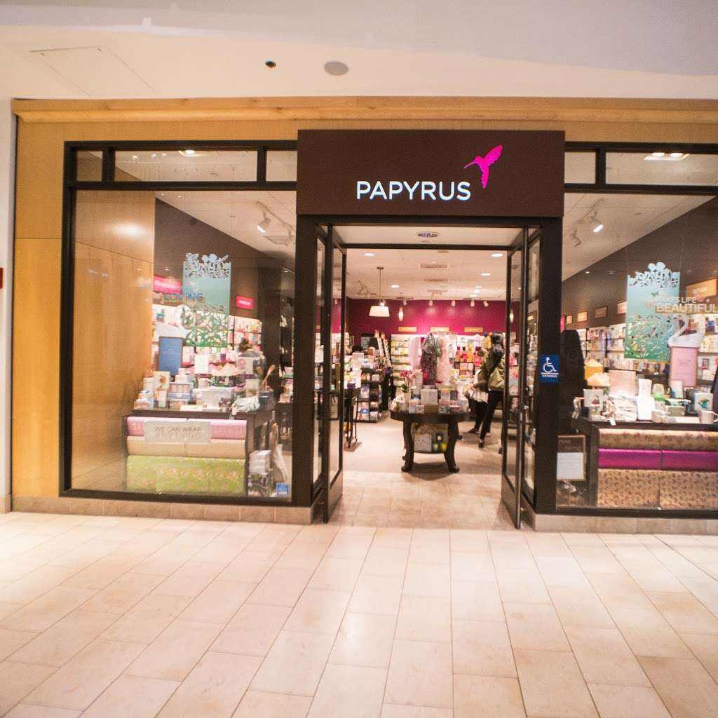 Papyrus | 1055 Garden State Plaza, Paramus, NJ 07652, USA | Phone: (201) 212-5638