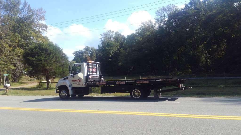 Teds Towing & Auto Service Inc | 14323 Indian Head Hwy, Accokeek, MD 20607 | Phone: (301) 292-6645