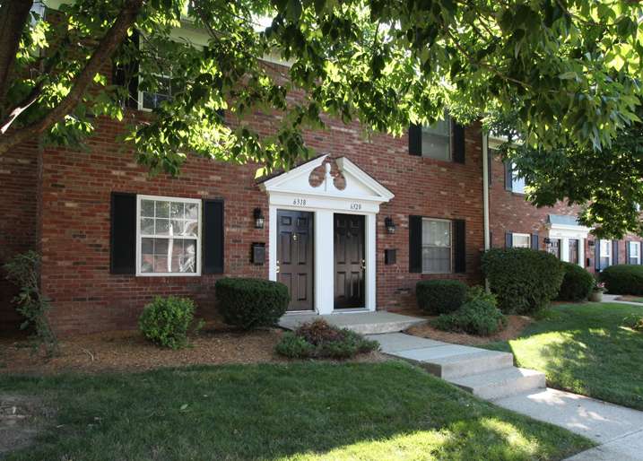 Williamsburg North Apartments in Indianapolis | 4430 Brookline Ct, Indianapolis, IN 46220, USA | Phone: (317) 253-5089