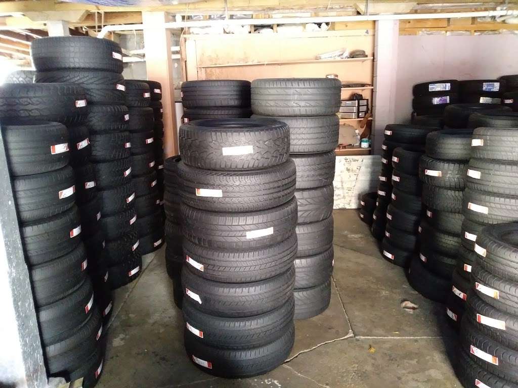 Cardenas Lux Tire Shop | 416 Houston St, Rosenberg, TX 77471, USA | Phone: (713) 933-5668