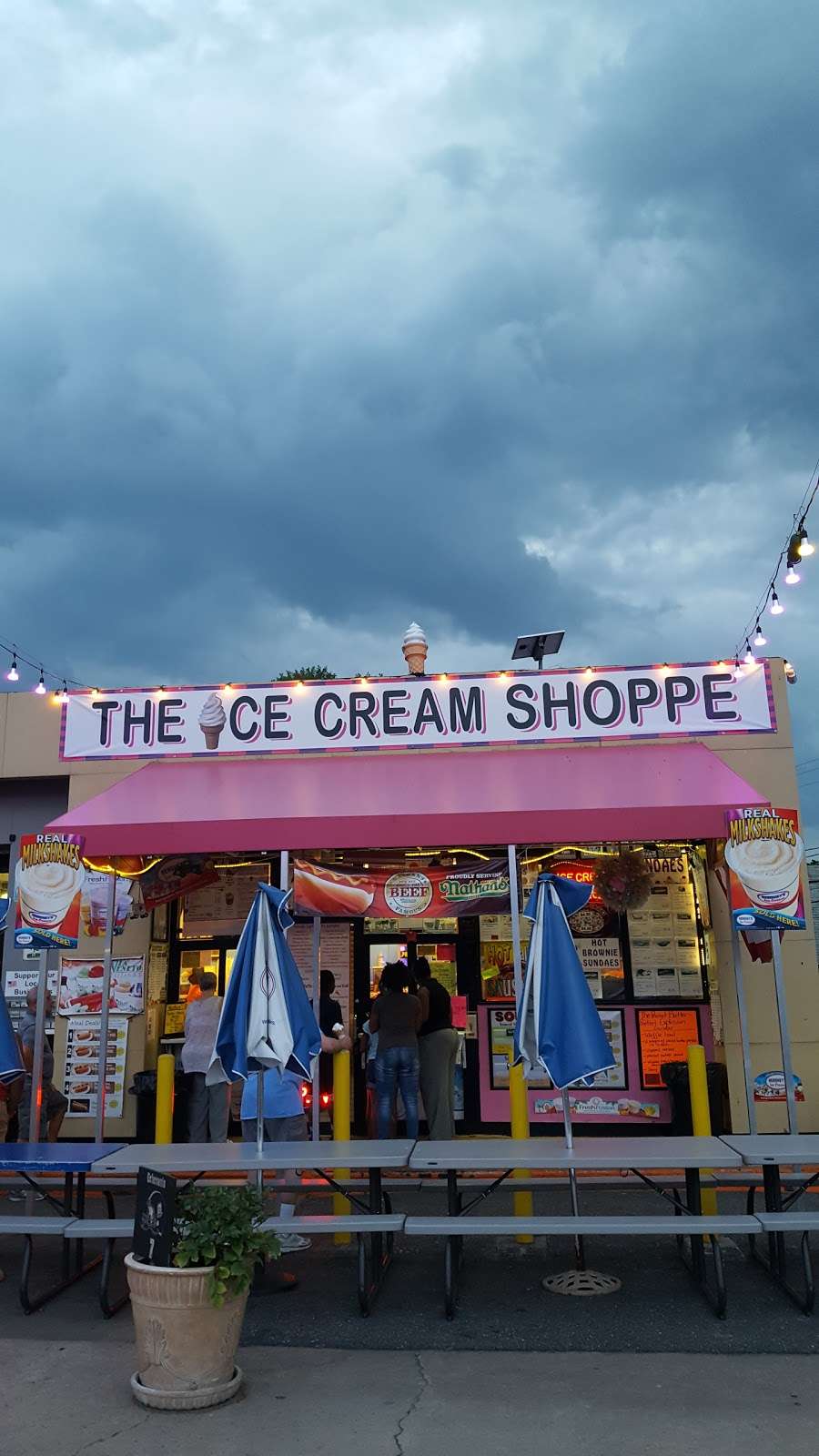 Ice Cream Shoppe | 700 Philadelphia Pike, Wilmington, DE 19809, USA | Phone: (302) 593-8207