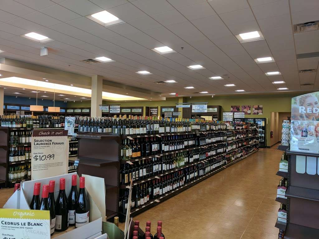 Fine Wine & Good Spirits | 3735 West Chester Pike, Newtown Square, PA 19073, USA | Phone: (610) 325-2360