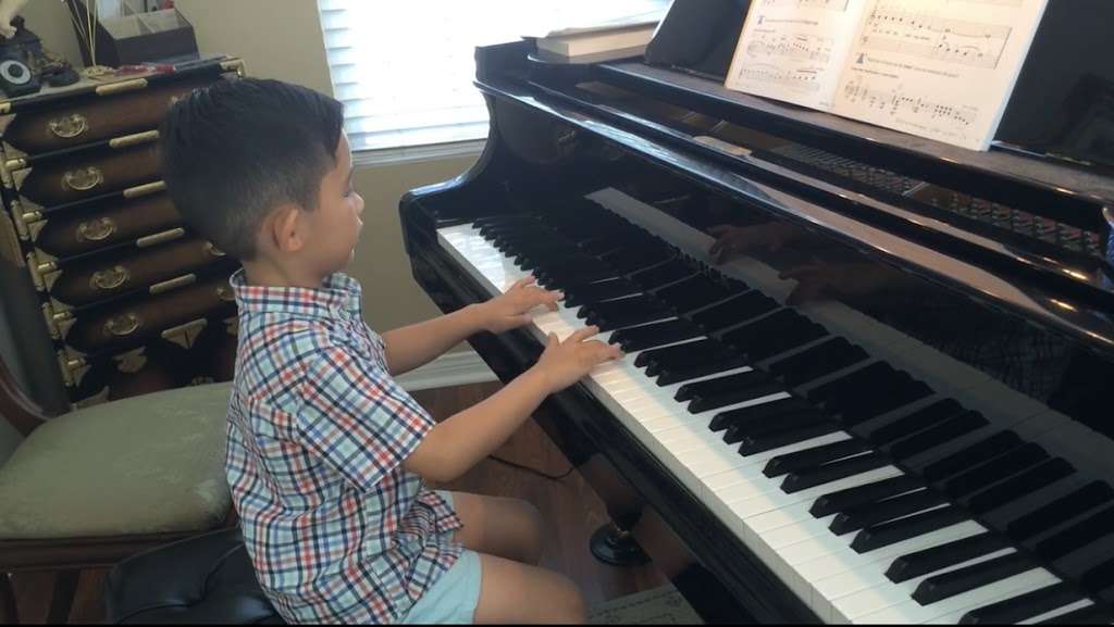 Pianozart Music | 39945 Williamsburg Pl, Temecula, CA 92591, USA | Phone: (951) 551-7162