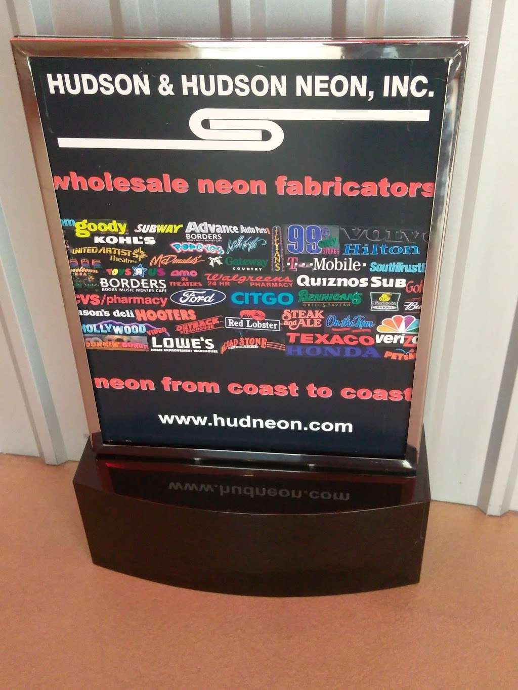 Hudson & Hudson Neon Inc | 10500 Windfern Rd, Houston, TX 77064 | Phone: (281) 720-0100