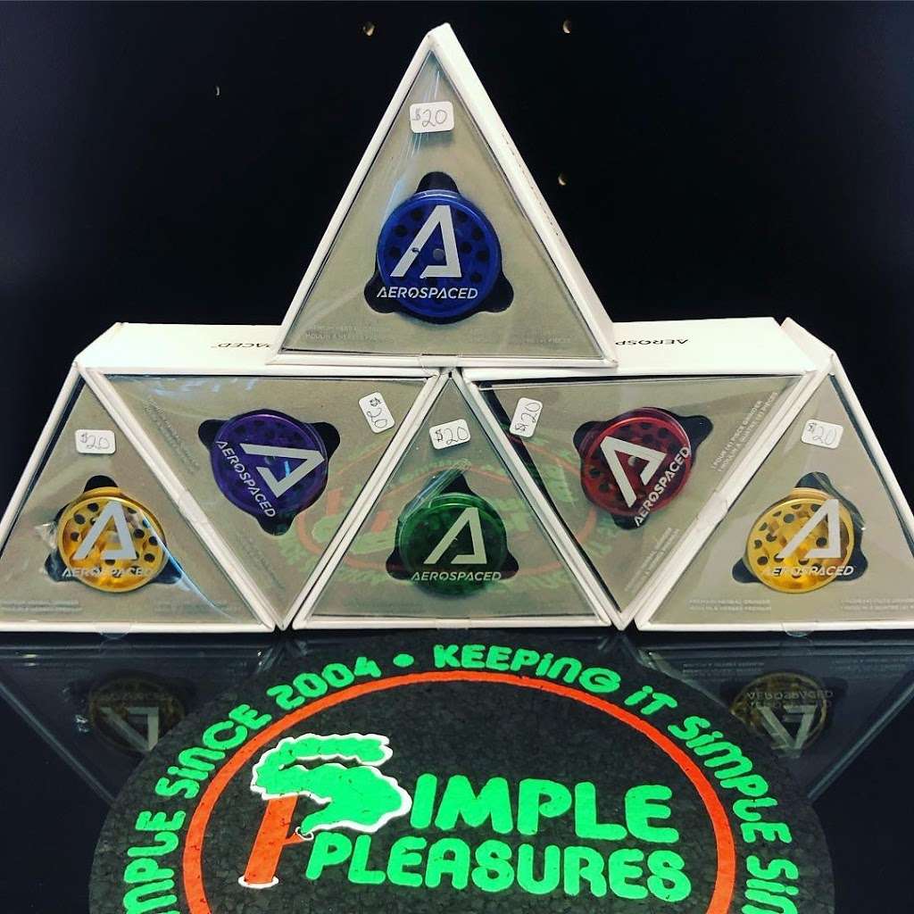 Simple Pleasures Smoke Shop | 875 Lincoln Way W Suite 123, Chambersburg, PA 17202, USA | Phone: (717) 504-8621