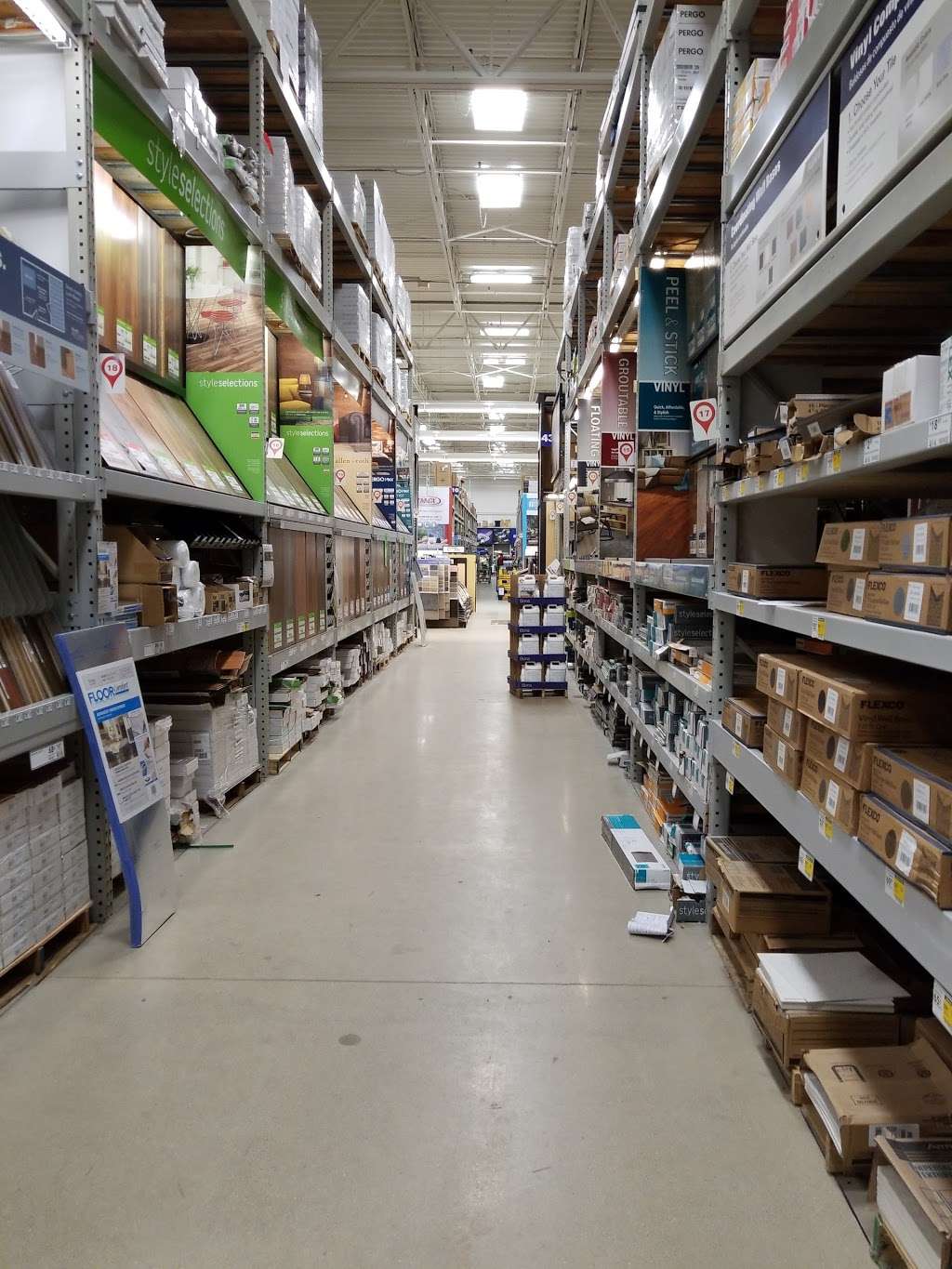 Lowes Home Improvement | 2050 Sycamore Rd, DeKalb, IL 60115, USA | Phone: (815) 754-4800