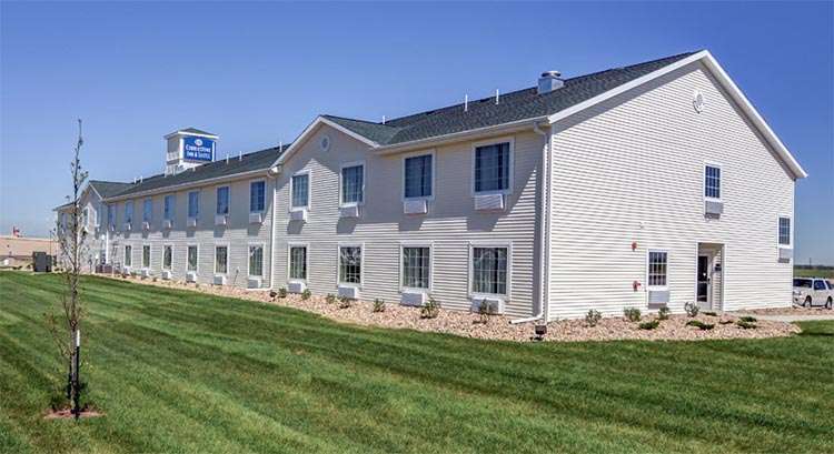 Cobblestone Inn & Suites - Kersey | 309 Hill St, Kersey, CO 80644, USA | Phone: (970) 351-9411