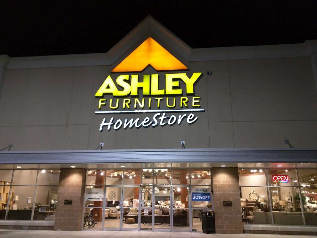 Ashley HomeStore | 5130 Fairmont Pkwy, Pasadena, TX 77505 | Phone: (281) 582-3700