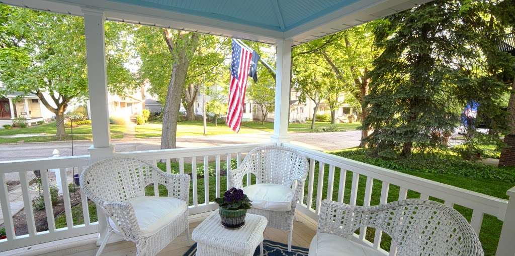 Duncan House Bed and Breakfast | 1117 State St, St Joseph, MI 49085 | Phone: (269) 930-9698