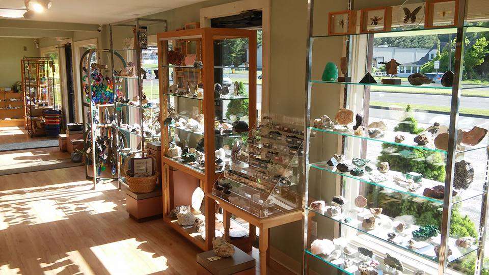 Mother Earth Gallery | 449 Danbury Rd, New Milford, CT 06776, USA | Phone: (203) 775-6272