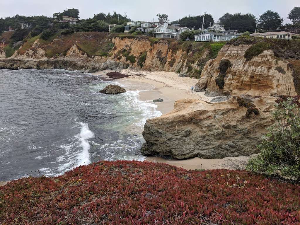 HI-Point Montara Lighthouse Admin | 8700 CA-1, Montara, CA 94037 | Phone: (650) 728-7177