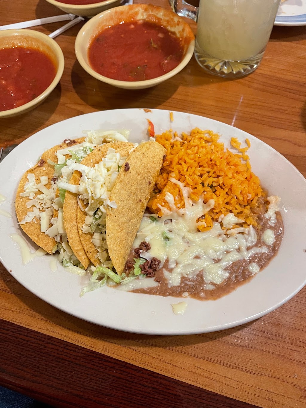 El Patio Mexican Restaurant | 2891 E Big Beaver Rd, Troy, MI 48083, USA | Phone: (248) 528-0106