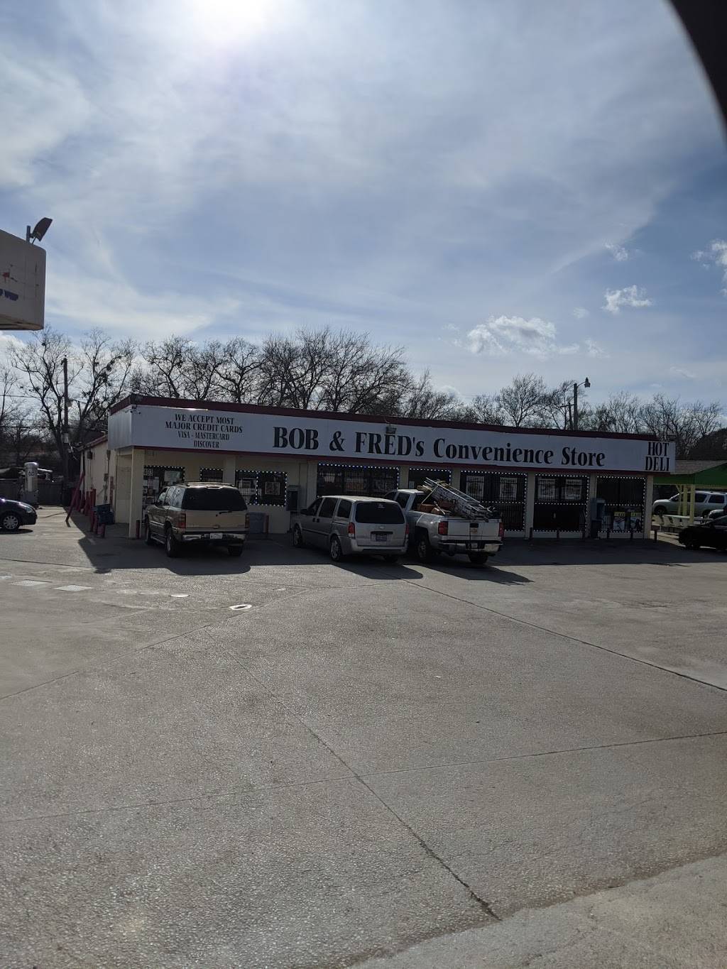 Bob & Fred Grocery | 3403 Azle Ave, Fort Worth, TX 76106, USA | Phone: (817) 624-3931