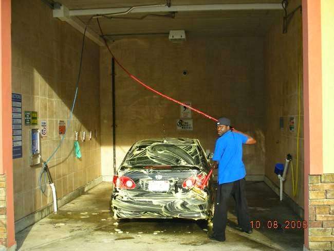 Prestige Car Wash & Gas (Pearl st) | 245 N Pearl St, Brockton, MA 02301, USA | Phone: (508) 436-4871