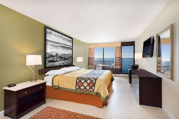 Super 8 by Wyndham Virginia Beach Oceanfront | 1719 Atlantic Ave, Virginia Beach, VA 23451, USA | Phone: (757) 425-5511