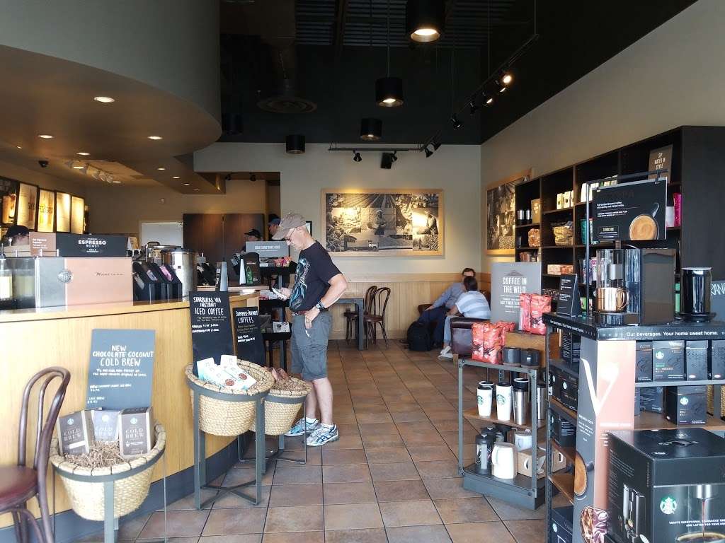 Starbucks | 161 Gateway Dr Suite 5, Winchester, VA 22603, USA | Phone: (540) 723-0518