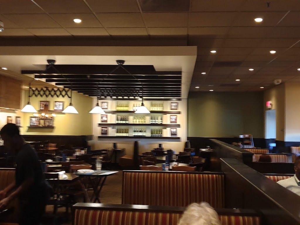 Carrabbas Italian Grill | 8406 Blanding Blvd, Jacksonville, FL 32073, USA | Phone: (904) 777-2225