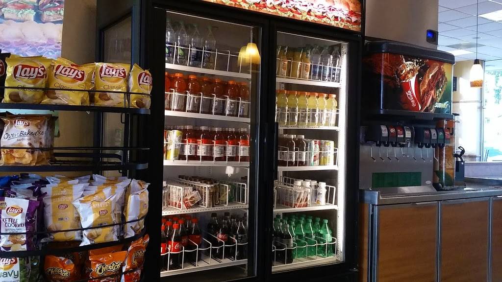 Subway | 17455 SW Farmington Rd, Aloha, OR 97007, USA | Phone: (503) 642-1433