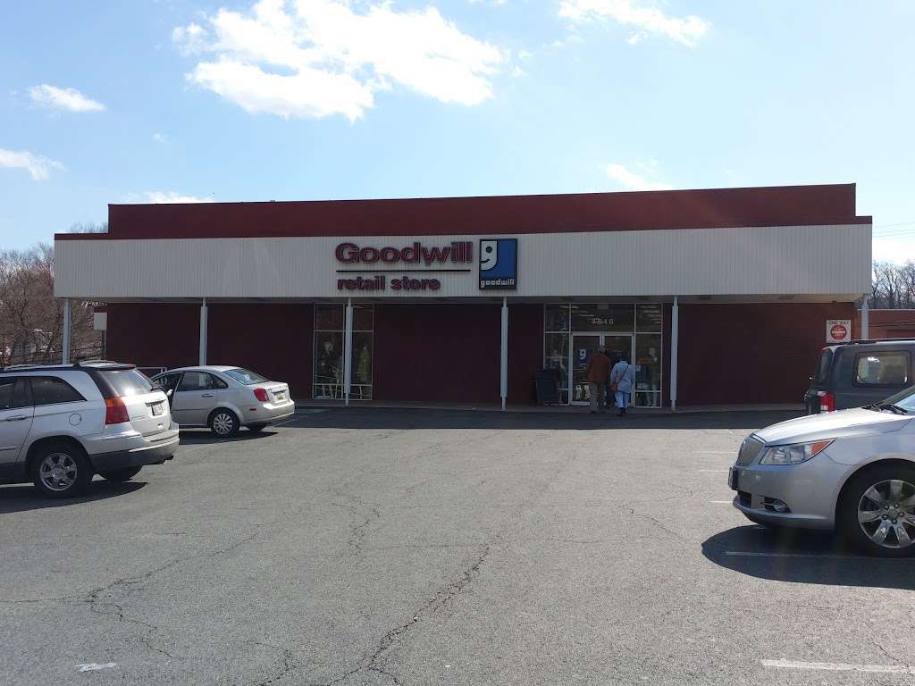 Goodwill Retail Store & Donation Center | 4816 Boiling Brook Pkwy, Rockville, MD 20852, USA | Phone: (301) 881-0744