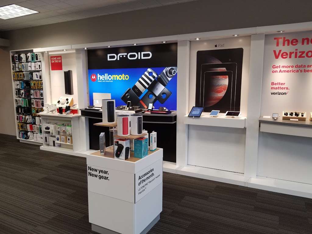 Verizon | 350 N Randall Rd, Batavia, IL 60510, USA | Phone: (630) 761-2160