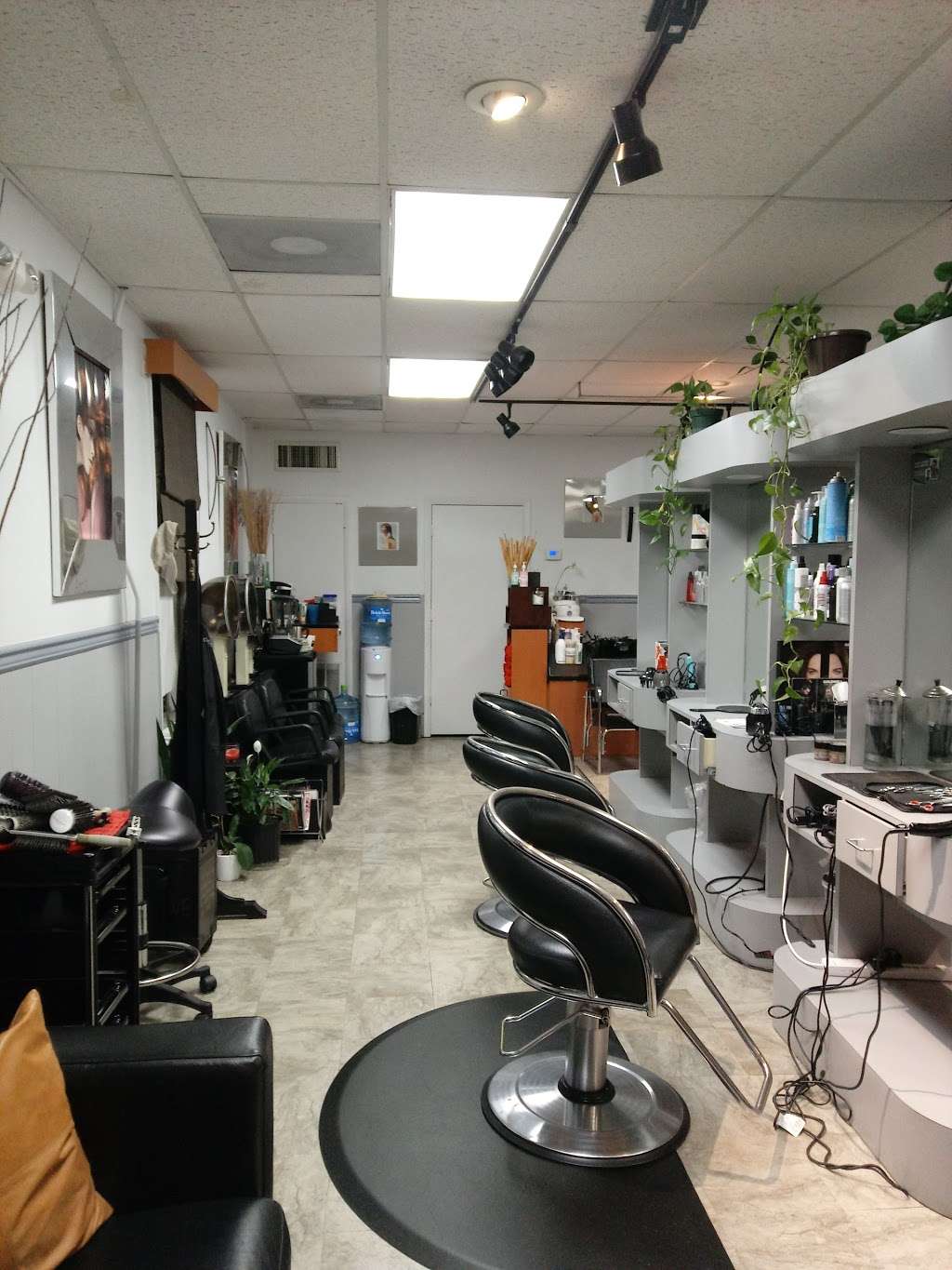 Hilites Hair Salon | 11825 Scaggsville Rd, Fulton, MD 20759 | Phone: (301) 362-5555