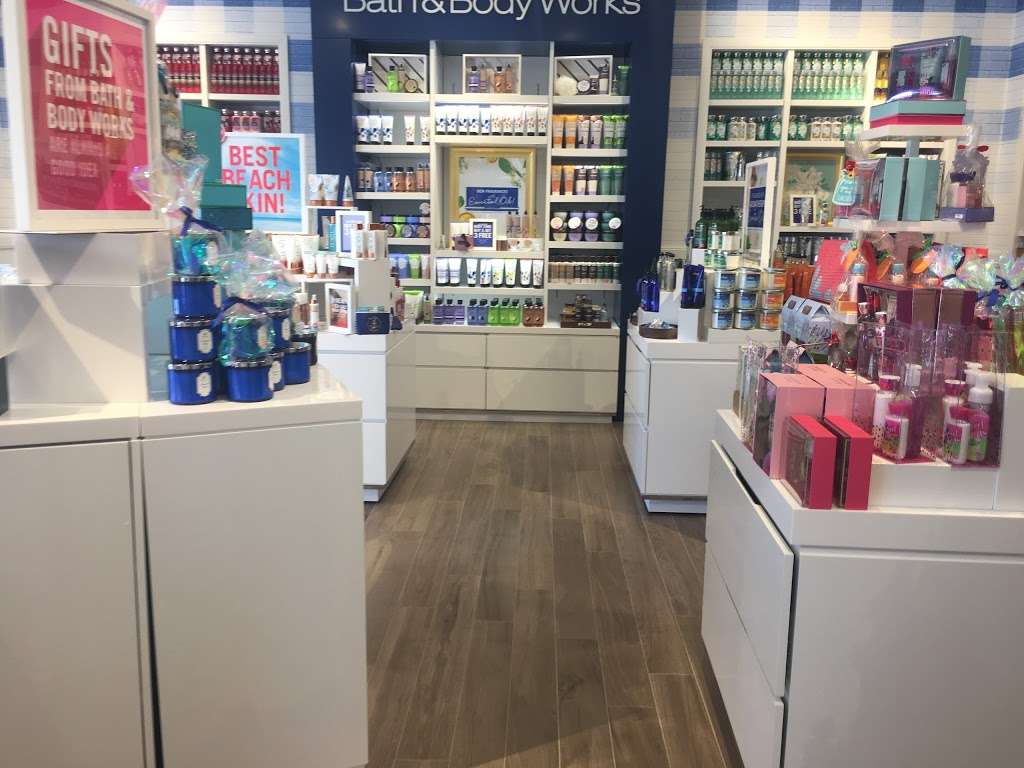 Bath & Body Works | 6545 N Grand Pkwy W, Spring, TX 77389, USA | Phone: (832) 823-2281