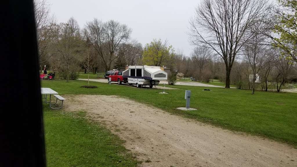 Cliffside Park Campgrounds | 7320 Michna Rd, Racine, WI 53402, USA | Phone: (262) 886-8440