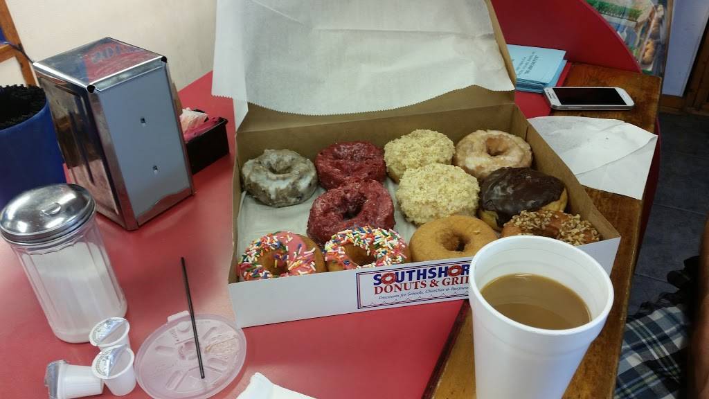 Southshore Donuts & Restaurant | 7929 Downman Rd, New Orleans, LA 70126, USA | Phone: (504) 244-9876